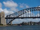 f1009  arne christiansen sydney bridge walking